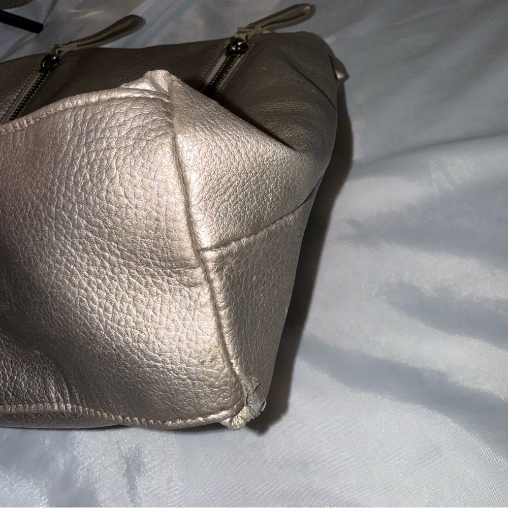 Metallic Gold Women's Large Shoulder Tote Bag by‎ LP Blue Inea Pels - Picture 14 of 14